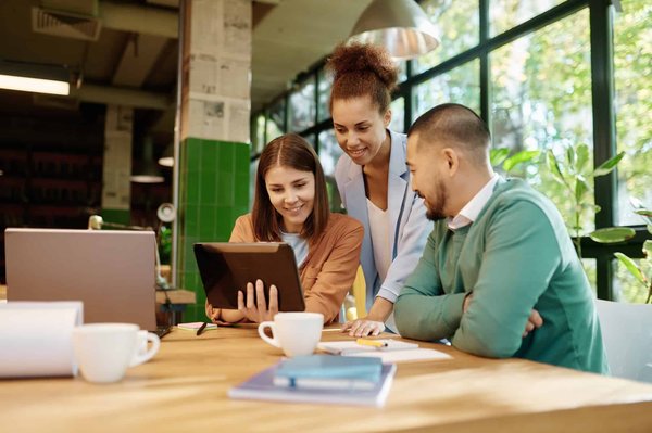 Pourquoi faire appel à une agence web pour votre stratégie digitale ?